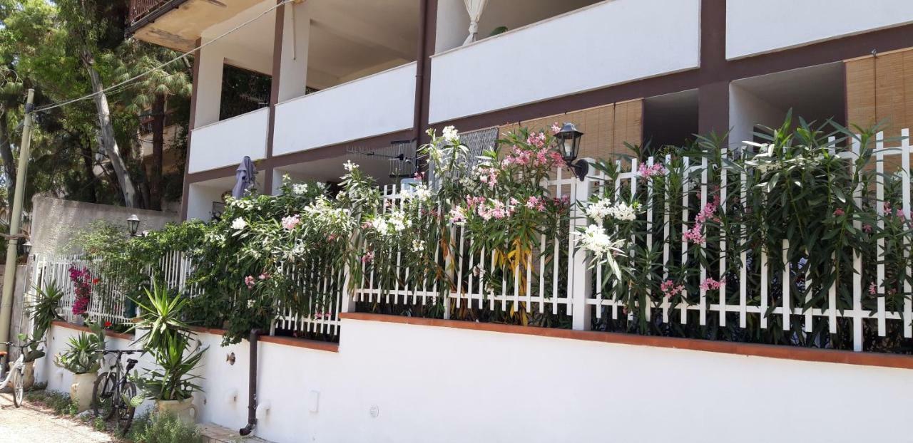 몬델로 Casa Perciata - Locazione Turistica 아파트 외부 사진